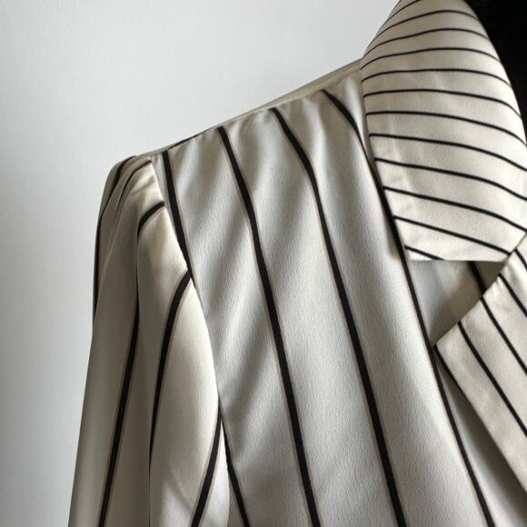 Bailey / 44 Off White with Black Stripes Blouse Sz S - Picture 4 of 10